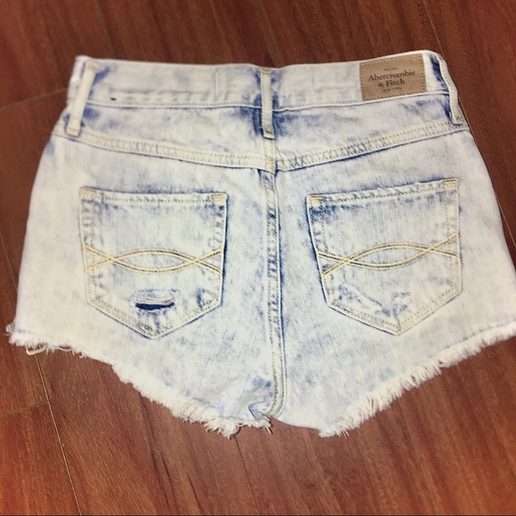 A&F High Rise Shorts - Picture 4 of 7